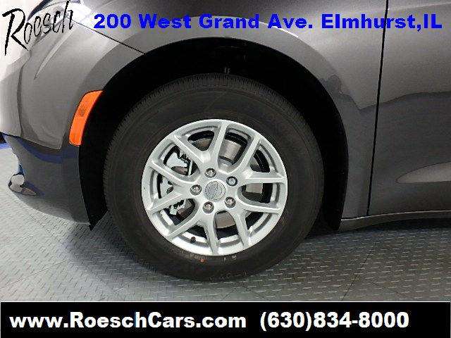 Chrysler Pacifica 2017 photo 32